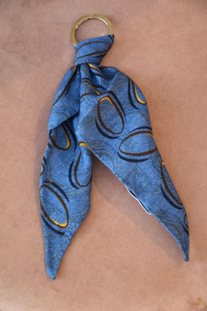 Portachiavi in lana e seta