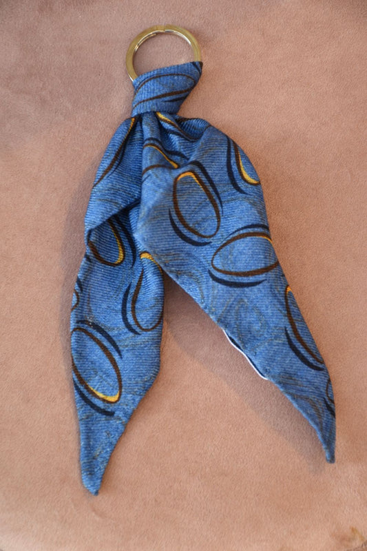 Portachiavi in lana e seta