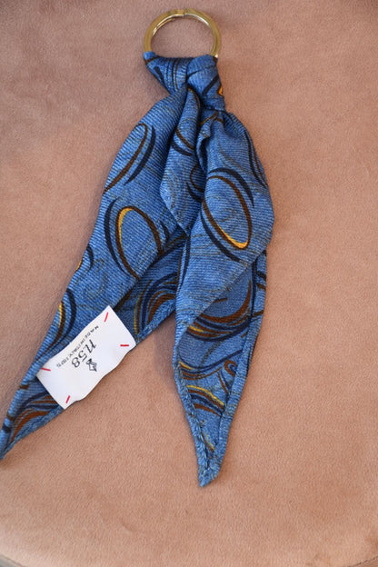 Portachiavi in lana e seta