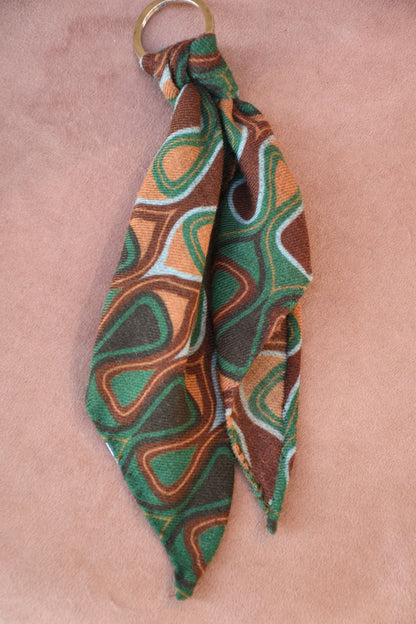 Portachiavi in lana e seta